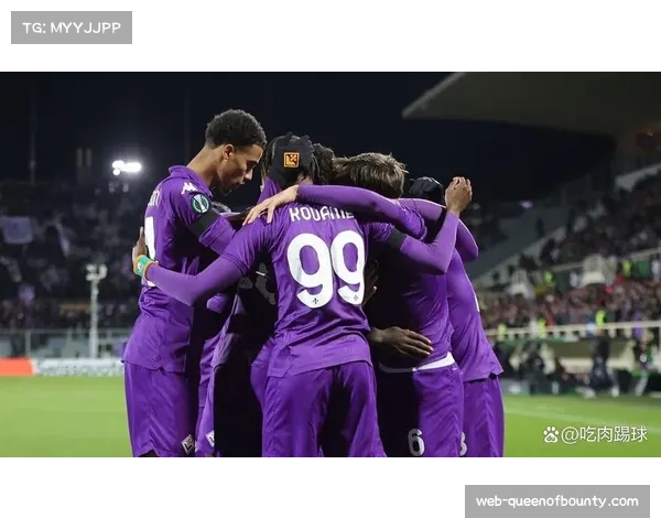 欧协联1-8决赛,帕纳辛奈科斯主场胜佛罗伦萨